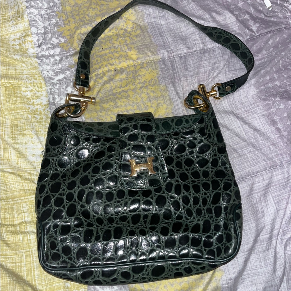 Green leather bag unknown brand